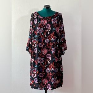 Sangria Floral Bellsleeves Dress Plus